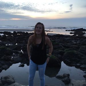 Meet your Posher, Hannah